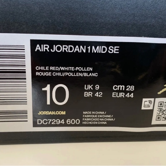 Air Jordan 1 Mid SE, Chile Red / White, Men's Size 10, DC7294 600, NEW WITH BOX! - Picture 11 of 11